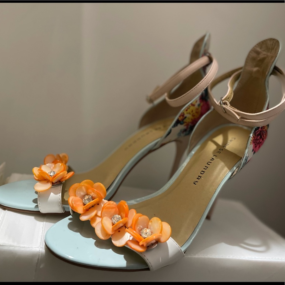 Chinese Laundry Sandals